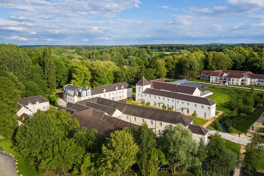 ホテル ハイアット リージェンシー シャンティイ Vineuil-Saint-Firmin エクステリア 写真
